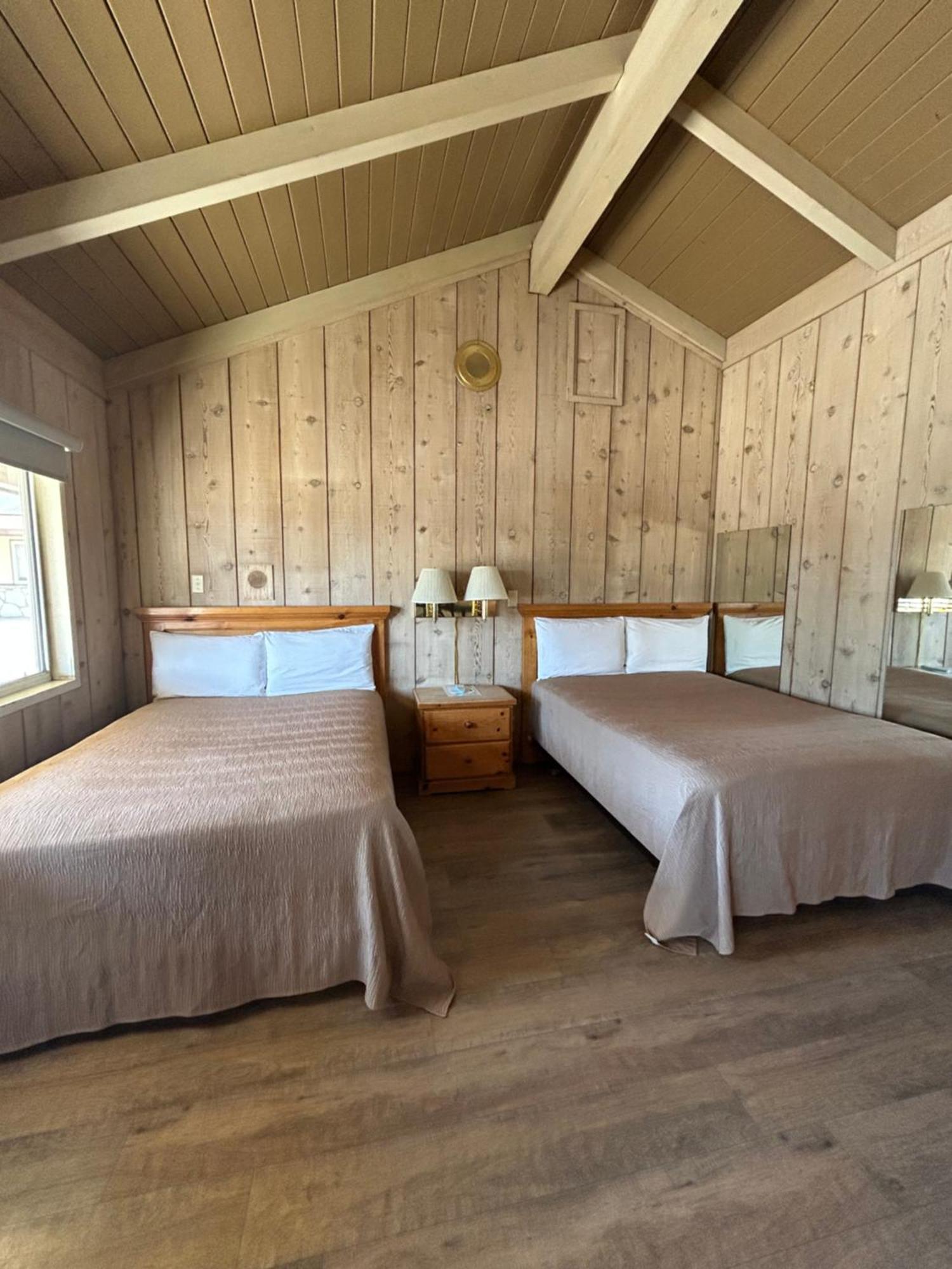 Bristlecone Motel Big Pine Eksteriør bilde